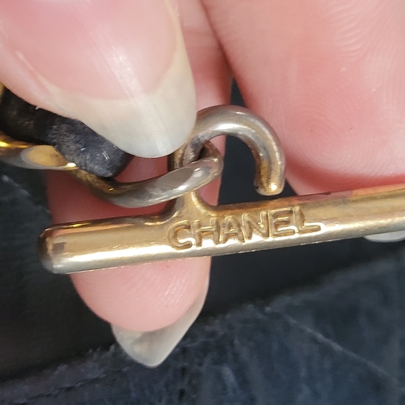 🌙Chanel Vintage Matelassé Bag - Picture 5 of 13